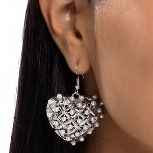 NWT Silver/White Pearl Heart Woven Earrings(Last One)